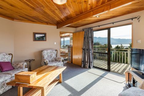 Photo of property in 56 Oxley Crescent, Broad Bay, Dunedin, 9014