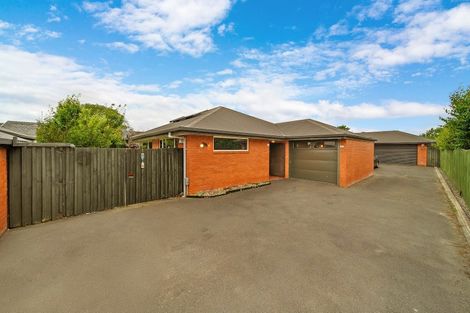Photo of property in 2/15 Dilworth Street, Riccarton, Christchurch, 8011