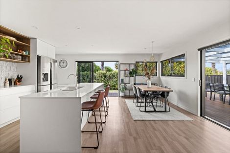 Photo of property in 38 King Street, Taradale, Napier, 4112