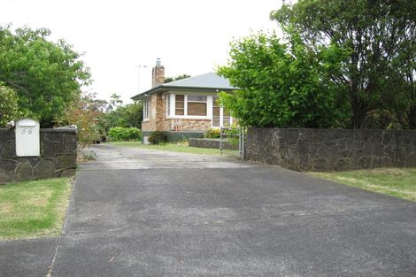 Photo of property in 56 Muir Avenue, Mangere Bridge, Auckland, 2022