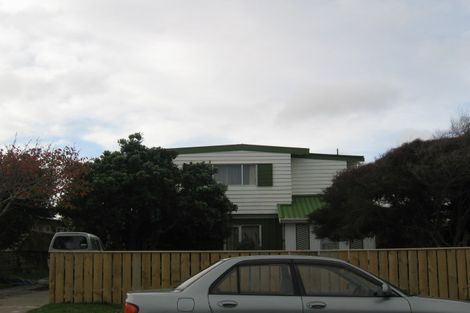 Photo of property in 4 Watson Drive, Paraparaumu Beach, Paraparaumu, 5032