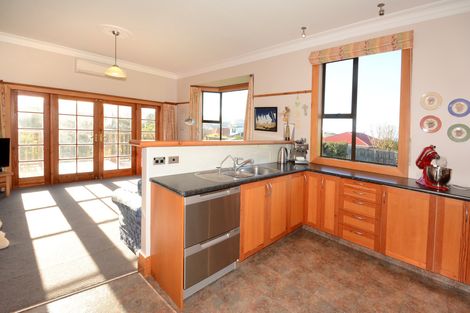 Photo of property in 44 Stirling Street, Andersons Bay, Dunedin, 9013