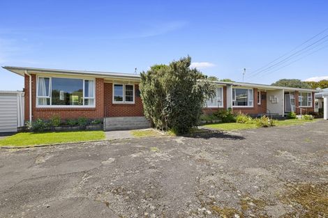 Photo of property in 2/290 Carrington Street, Vogeltown, New Plymouth, 4310