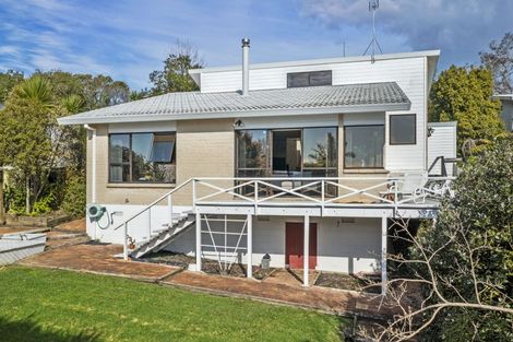 Photo of property in 2/49 Carlisle Road, Torbay, Auckland, 0630