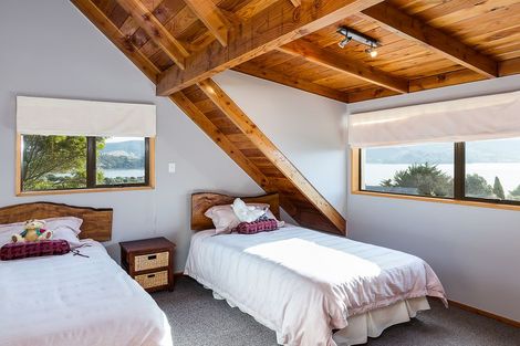 Photo of property in 56 Oxley Crescent, Broad Bay, Dunedin, 9014