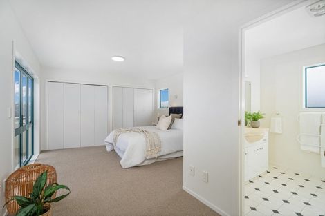 Photo of property in 10 Protea Crescent, Whitianga, 3510