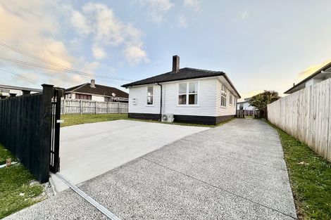 Photo of property in 42 Watts Road, Manurewa, Auckland, 2102
