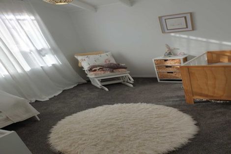 Photo of property in 1/28 Kestrel Heights, Arkles Bay, Whangaparaoa, 0932