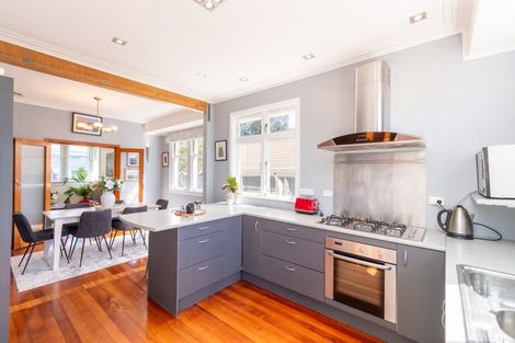 Photo of property in 60 Pine Avenue, Ebdentown, Upper Hutt, 5018