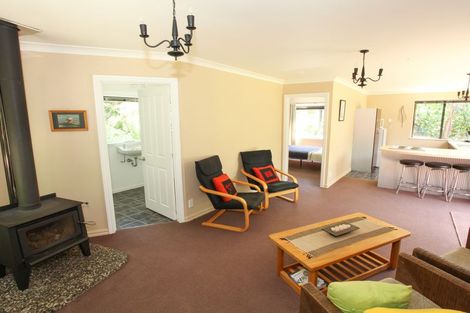 Photo of property in 1a Upper Cross Street, Raglan, 3225