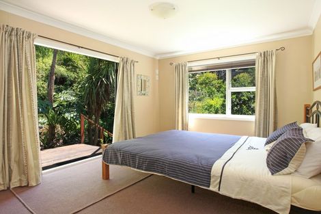 Photo of property in 1a Upper Cross Street, Raglan, 3225