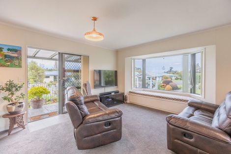 Photo of property in 6a Abbot Avenue, Waipawa, 4210