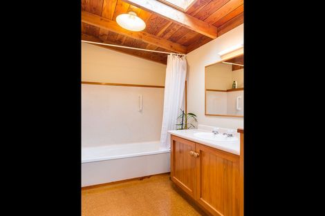 Photo of property in 56 Oxley Crescent, Broad Bay, Dunedin, 9014