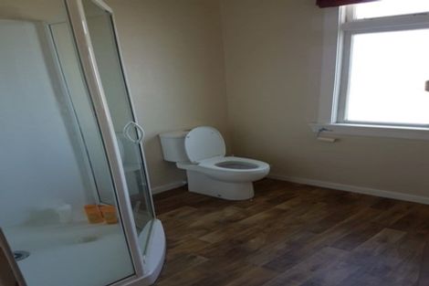 Photo of property in 42 Mary Street, Winton, 9720