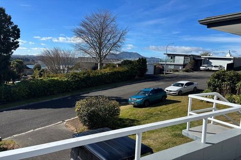 Photo of property in 18 Scenic Heights, Acacia Bay, Taupo, 3330