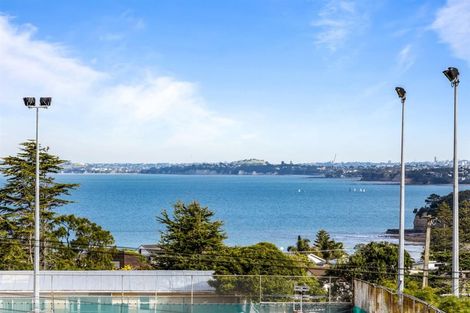 Photo of property in 2/3 County Road, Torbay, Auckland, 0630