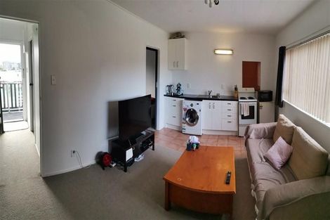 Photo of property in 8/52 Russell Terrace, Berhampore, Wellington, 6023