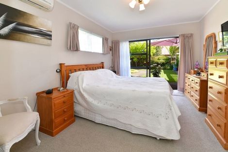 Photo of property in 59 Maygrove Drive, Orewa, 0931