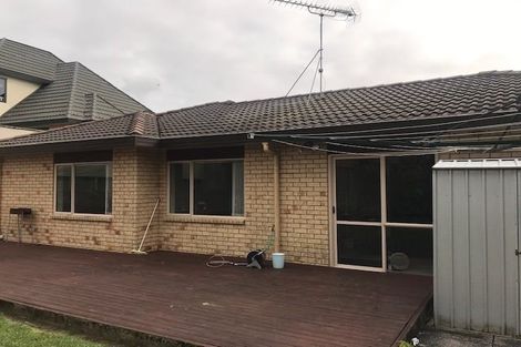 Photo of property in 22 Ruze Vida Drive, Massey, Auckland, 0614