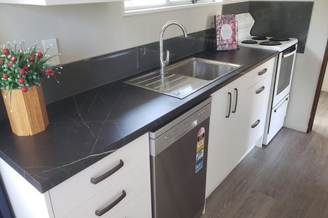 Photo of property in 26 Elmwood Crescent, Pukete, Hamilton, 3200