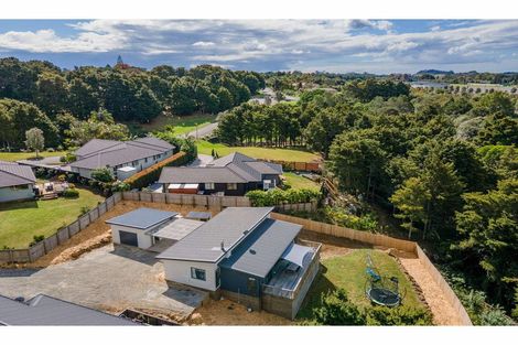 Photo of property in 25 Amsharlo Drive, Kerikeri, 0230