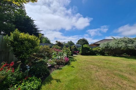 Photo of property in 12 Stanwood Grove, Darfield, 7510