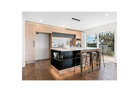 Photo of property in 185b Browns Bay Road, Browns Bay, Auckland, 0630