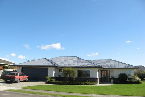 Photo of property in 2 Blennerville Close, Marton, 4710