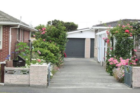 Photo of property in 25 Malta Crescent, South New Brighton, Christchurch, 8062