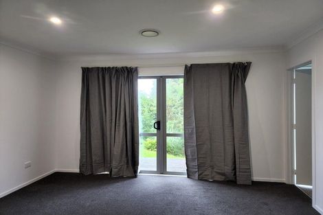 Photo of property in 1185 South Road, Oakura, 4314