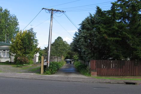 Photo of property in 1/164 Rathgar Road, Henderson, Auckland, 0610