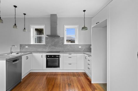 Photo of property in 4 Valley Terrace, Hamilton Central, Hamilton, 3204