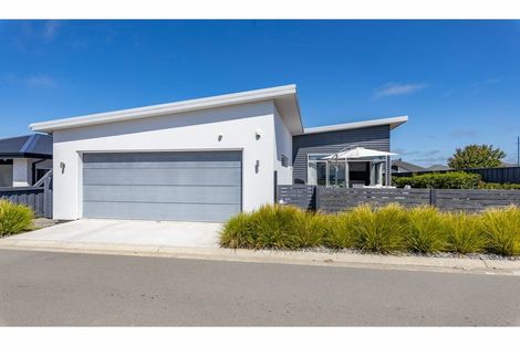 Photo of property in 23 Kawari Drive, Pegasus, 7612