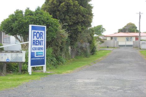 Photo of property in 18a Tironui Station Road East, Papakura, 2112