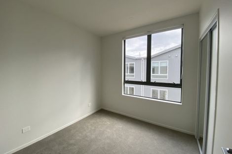 Photo of property in 5/2 Moor Avenue, Te Atatu Peninsula, Auckland, 0610