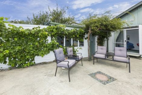 Photo of property in 5 Parera Grove, Heretaunga, Upper Hutt, 5018