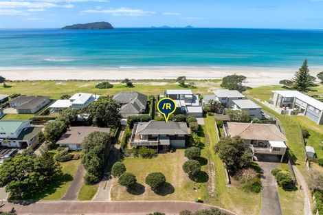 Photo of property in 10 Easdale Place, Pauanui, Hikuai, 3579