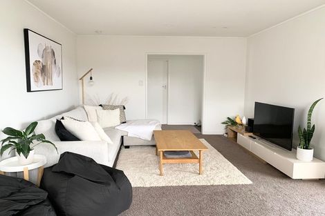 Photo of property in 1/35 Orams Road, Hillpark, Auckland, 2102