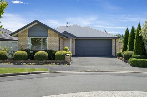 Photo of property in 19 Famille Close, Yaldhurst, Christchurch, 8042