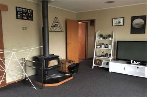 Photo of property in 17 Brooke Street, Heidelberg, Invercargill, 9812