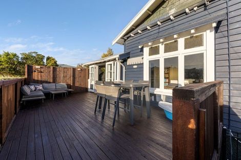 Photo of property in 2 Muir Street, Green Island, Dunedin, 9018