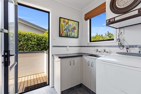 Photo of property in 18 Andrew Place, Otumoetai, Tauranga, 3110