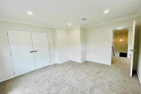 Photo of property in 36d Seymour Road, Sunnyvale, Auckland, 0612
