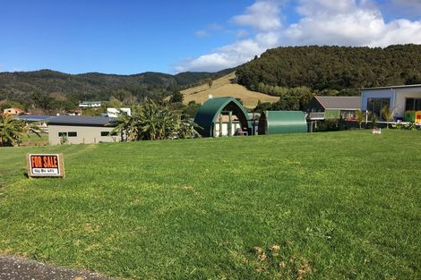 Photo of property in 15 Ross Place, Whiritoa, Whangamata, 3691