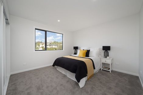 Photo of property in 8 Clovelly Road, Bucklands Beach, Auckland, 2012