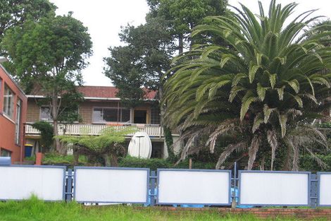 Photo of property in 83 Victory Road, Laingholm, Auckland, 0604