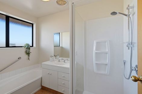 Photo of property in 32 Diamond Avenue, Spreydon, Christchurch, 8024