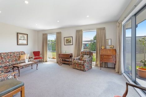 Photo of property in 11 Riverside Way, Amberley, 7410