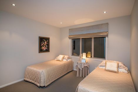 Photo of property in 2 Grand Oaks Drive, Awapuni, Palmerston North, 4412