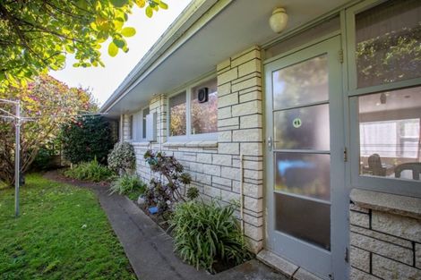 Photo of property in 2 Allen Road, Raumati Beach, Paraparaumu, 5032